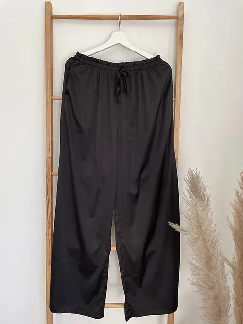 Weite Satinhose