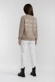 Oversized Damen Sweater in Beige aus Bio-Baumwolle mit Backprint von La Label Beige