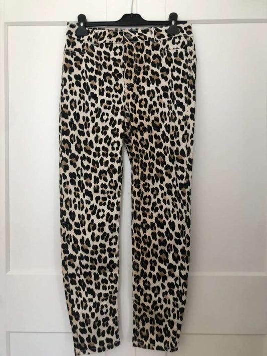 Leo Leggins