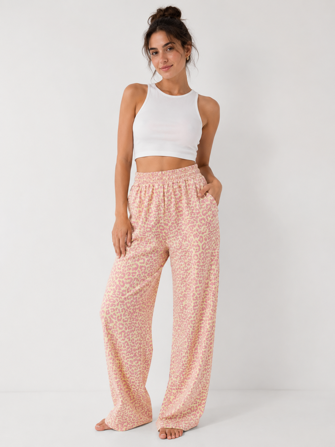 Neon Leoprint Sweatpants