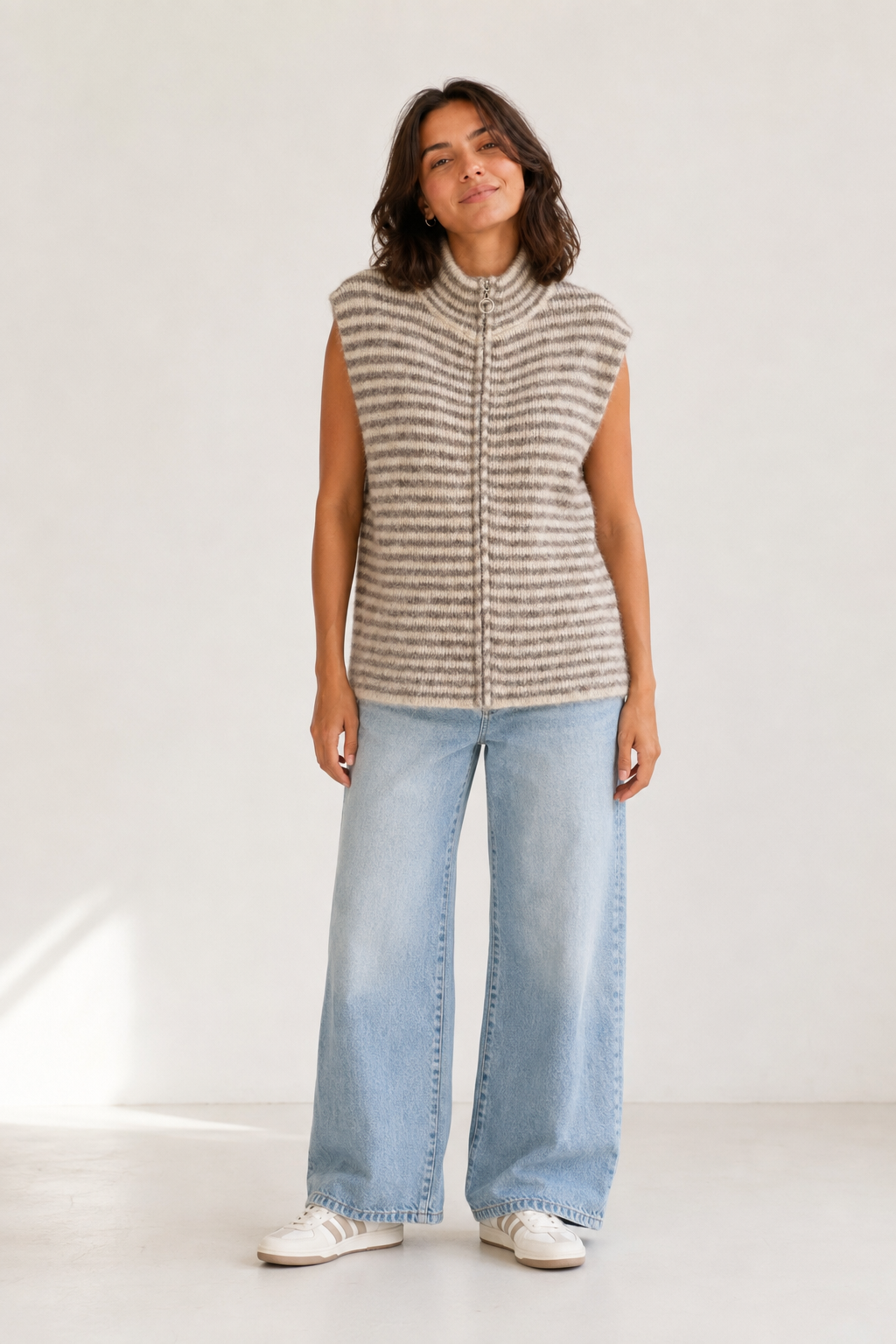 Gestreifte Strickweste „Mila“
