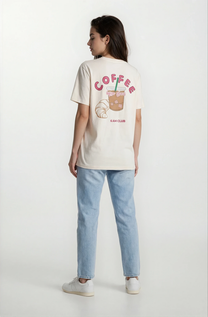 Coffee before chaos oversized T-Shirt